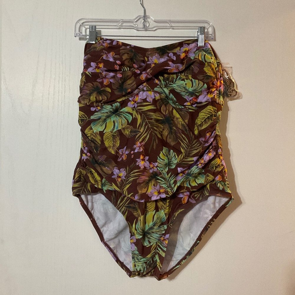 Shade & Shore M (8-10) one piece swimsuit!